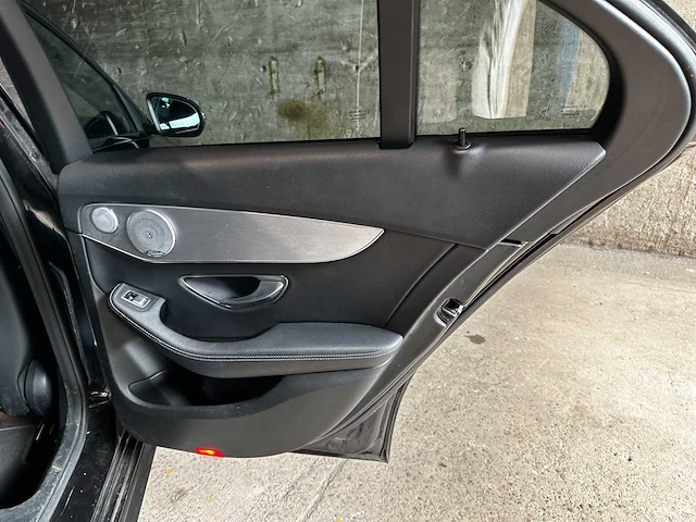 Mercedes-benz c180 cdi sport edition premium plus 116pk 2019 c-klasse (origineel-nl), sx-827-v - afbeelding 35 van  59