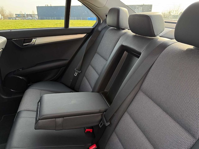 Mercedes-benz c180 cgi blueefficiency business, 08-pfj-2 - afbeelding 10 van  23
