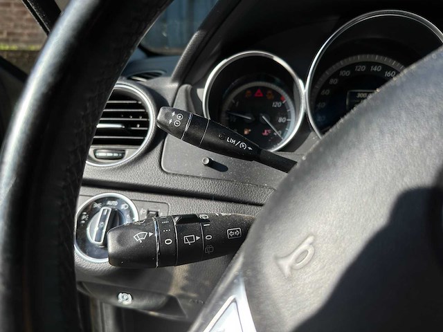 Mercedes-benz c180 estate business 125 c-klasse 157pk 2011, 26-rxv-7 - afbeelding 11 van  35