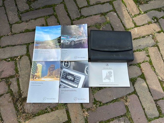 Mercedes-benz c180 estate business 125 c-klasse 157pk 2011, 26-rxv-7 - afbeelding 29 van  35