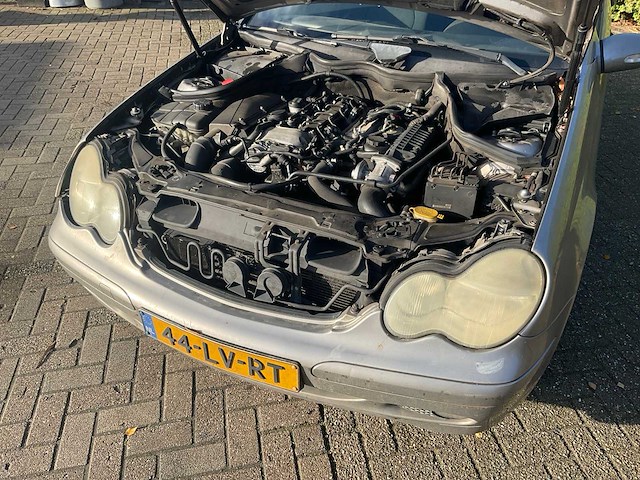 Mercedes-benz c200 cdi 44-lv-rt - afbeelding 18 van  32