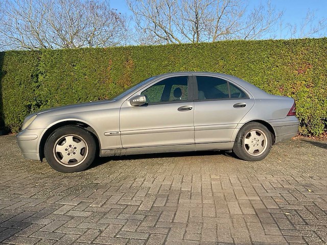 Mercedes-benz c200 cdi 44-lv-rt - afbeelding 23 van  32