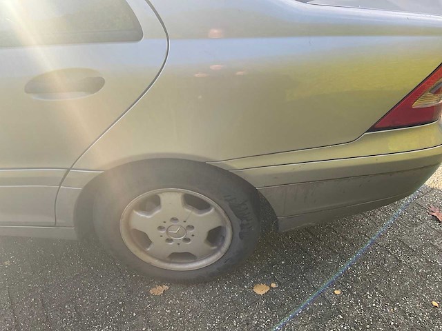 Mercedes-benz c200 cdi 44-lv-rt - afbeelding 28 van  32