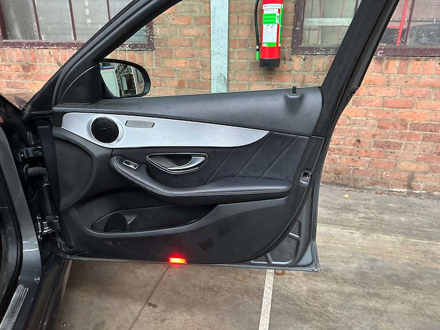 Mercedes-benz c200 cdi sport edition premium plus 134pk 2018 c-klasse estate, sg-781-b - afbeelding 30 van  43