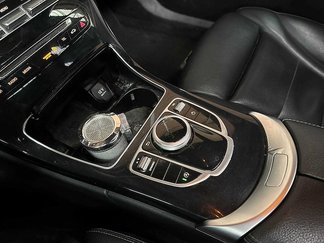 Mercedes-benz c200 cdi sport edition premium plus 134pk 2018 c-klasse estate, sg-781-b - afbeelding 16 van  31