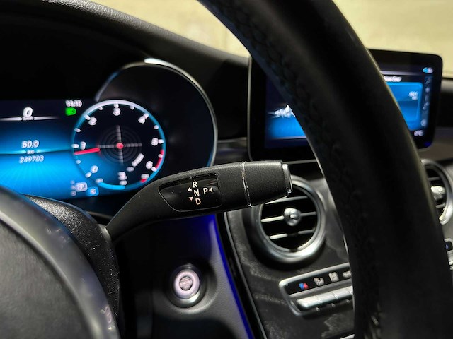 Mercedes-benz c200 d estate business solution amg 160pk 2020 (origineel-nl) c-klasse, h-002-pt - afbeelding 9 van  23