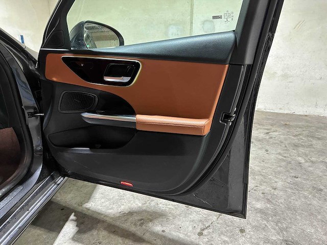 Mercedes-benz c200 estate launch edition luxury line c-klasse 204pk 2022 (origineel-nl + 1e eigenaar), n-922-xr - afbeelding 36 van  45