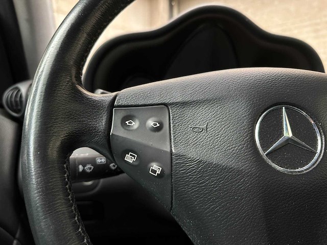 Mercedes-benz c230 k c-klasse sportcoupé 197pk 2004, sz-183-p youngtimer - afbeelding 18 van  27
