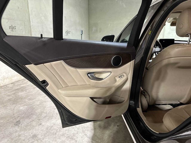 Mercedes-benz c350 e estate lease edition 279pk 2015 (origineel-nl) c-klasse, hd-635-l - afbeelding 20 van  42