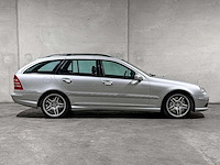 Mercedes-benz c55 combi amg 5.4 v8 367pk 2005 c-klasse, jsz-04-g youngtimer - afbeelding 1 van  6