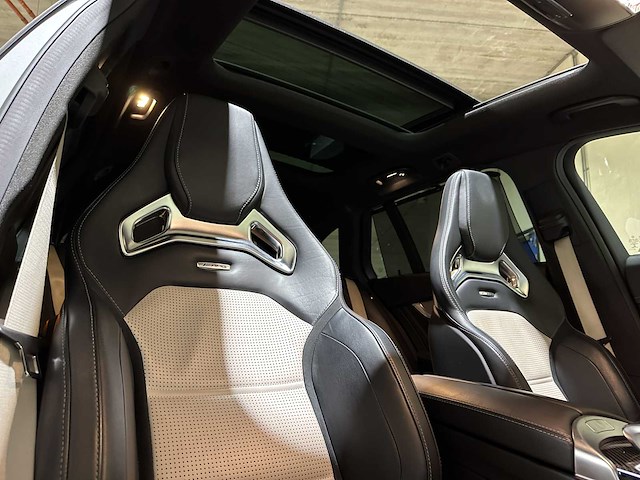 Mercedes-benz c63s amg 4.0 v8 510pk 2015 c-klasse estate, zh-705-l - afbeelding 38 van  45
