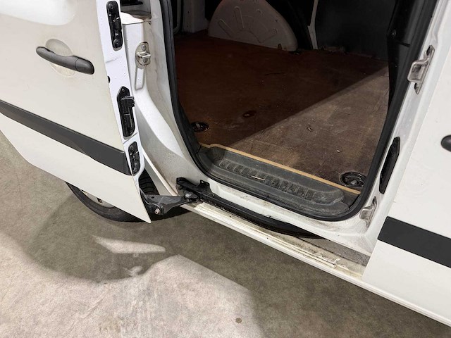 Mercedes-benz citan 109 cdi blueefficiency business ambition 90pk 2018, vkb-29-j - afbeelding 14 van  34