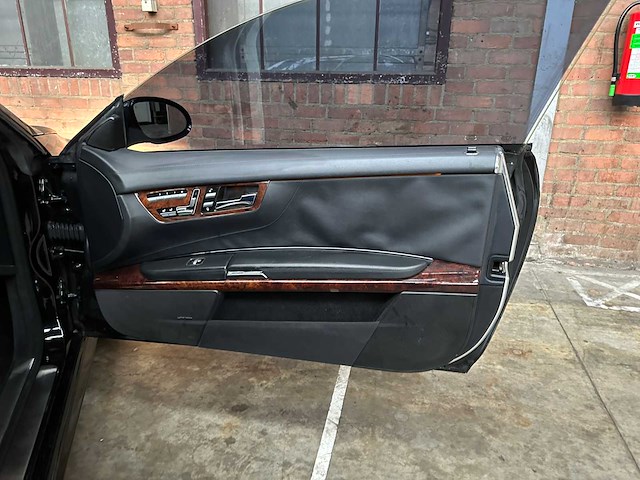 Mercedes-benz cl63 amg 6.2 v8 518pk 2009 youngtimer cl-klasse - afbeelding 32 van  43