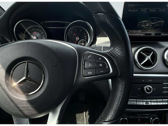 Mercedes-benz cla-klasse 180 business solution | np-496-f i - afbeelding 11 van  24