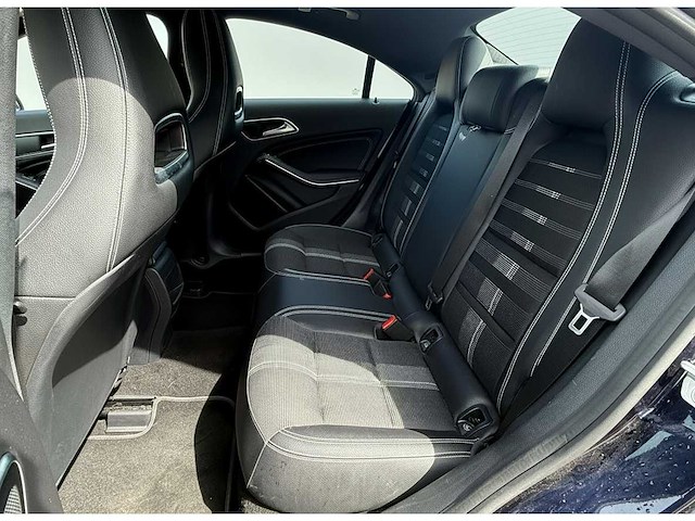 Mercedes-benz cla-klasse 180 business solution | np-496-f i - afbeelding 13 van  24