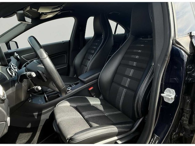 Mercedes-benz cla-klasse 180 business solution | np-496-f i - afbeelding 4 van  24