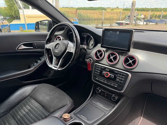 Mercedes-benz cla-klasse 200 amg automaat* 4-tvt-66 - afbeelding 2 van  12