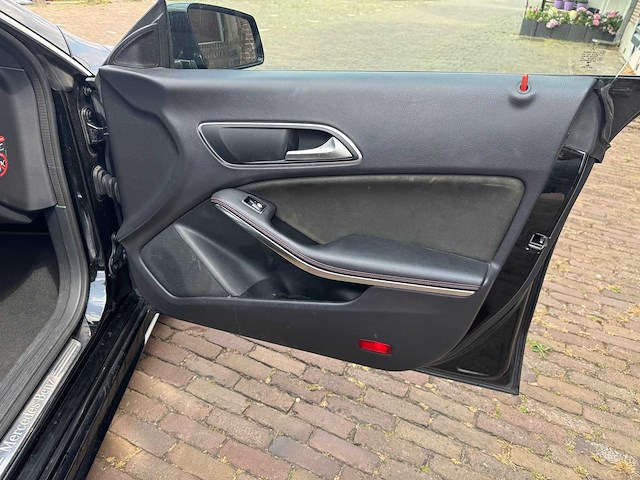 Mercedes-benz cla-klasse 200 amg automaat* 4-tvt-66 - afbeelding 3 van  25