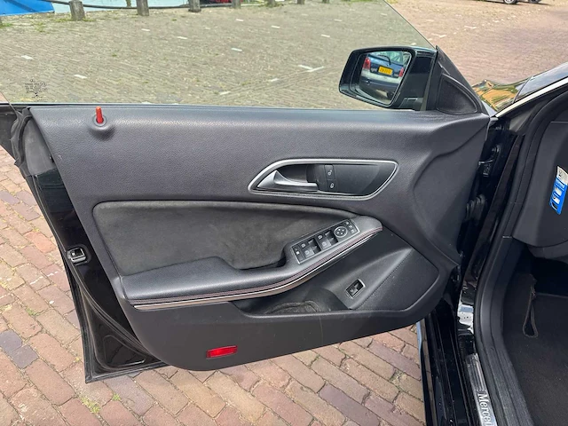 Mercedes-benz cla-klasse 200 amg automaat *, 4-tvt-66 - afbeelding 11 van  25