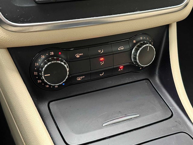 Mercedes-benz cla-klasse 200 edition 1 2013 | 5-skz-86 iaw - afbeelding 2 van  23