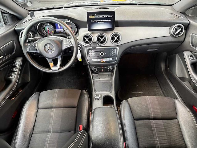 Mercedes-benz cla-klasse shooting brake 180 d business, sl-320-z - afbeelding 9 van  10