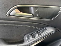 Mercedes-benz cla-klasse shooting brake 180 d business, sl-320-z - afbeelding 9 van  9