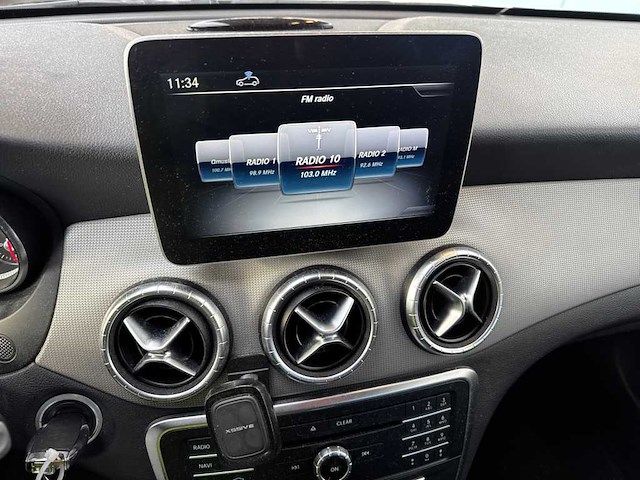 Mercedes-benz cla-klasse shooting brake 180 d business, sl-320-z - afbeelding 4 van  16