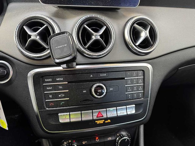 Mercedes-benz cla-klasse shooting brake 180 d business, sl-320-z - afbeelding 6 van  16