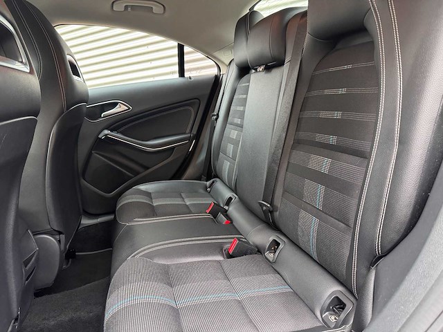 Mercedes-benz cla180 business solution amg automaat, k-162-rk - afbeelding 11 van  14