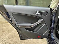 Mercedes-benz cla180 business solution amg cla-klasse 121pk 2018 (origineel-nl), xb-460-z - afbeelding 52 van  57