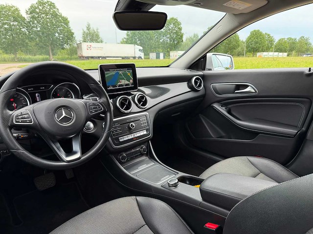 Mercedes-benz cla180 shooting brake ambition - afbeelding 14 van  16