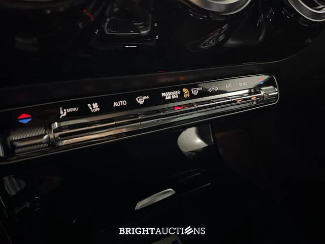 Mercedes-benz cla180 shooting brake business solution 136pk 2022 (origineel-nl) cla-klasse, p-004-vl - afbeelding 5 van  31