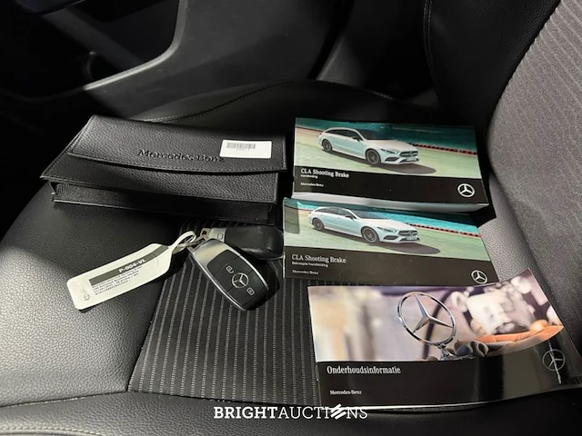 Mercedes-benz cla180 shooting brake business solution 136pk 2022 (origineel-nl) cla-klasse, p-004-vl - afbeelding 14 van  31