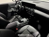 Mercedes-benz cla180 shooting brake business solution 136pk 2022 (origineel-nl) cla-klasse, p-004-vl - afbeelding 23 van  31