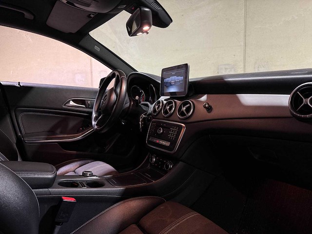Mercedes-benz cla180d lease edition plus 109pk 2016 (origineel-nl) cla-klasse, kn-171-d - afbeelding 36 van  39