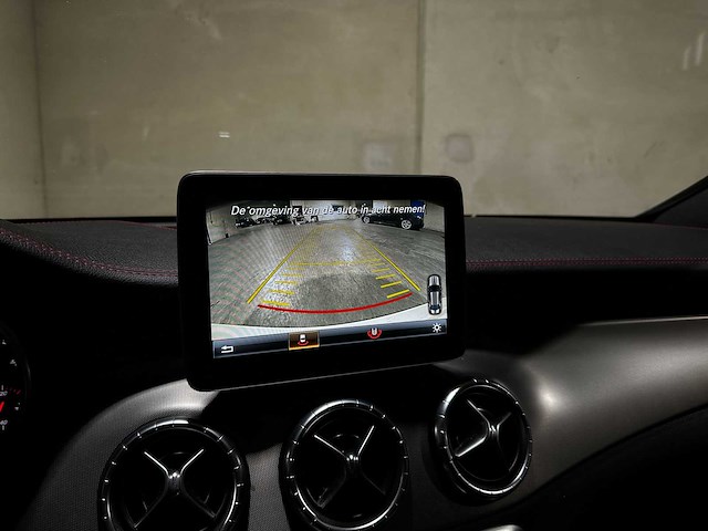 Mercedes-benz cla200 d business solution amg 136pk 2016 cla-klasse - afbeelding 9 van  16