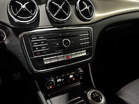 Mercedes-benz cla200 d business solution amg 136pk 2016 cla-klasse - afbeelding 19 van  40