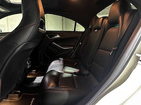 Mercedes-benz cla200 d business solution amg 136pk 2016 cla-klasse - afbeelding 26 van  37