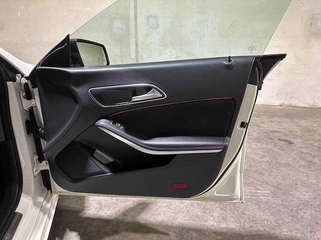 Mercedes-benz cla200 edition 1 cla-klasse 156pk 2013, 7-sbb-99 - afbeelding 30 van  42
