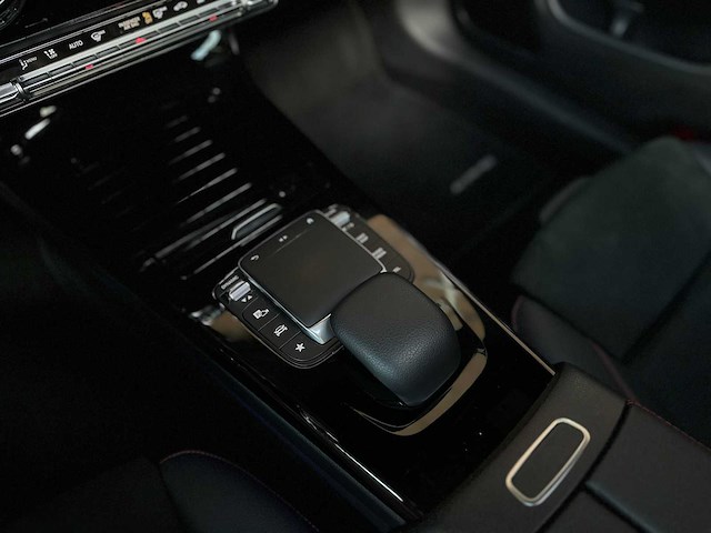 Mercedes-benz cla250 e amg limited business solution 160pk 2020 cla-klasse shooting brake plug-in hybrid, j-472-vn - afbeelding 41 van  68