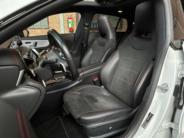 Mercedes-benz cla250 e amg limited business solution 160pk 2020 cla-klasse shooting brake plug-in hybrid, j-472-vn - afbeelding 60 van  68