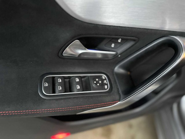 Mercedes-benz cla250 e business solution amg limited cla-klasse shooting brake 160pk 2022, p-675-jh - afbeelding 6 van  43