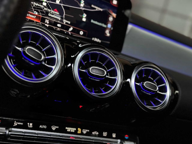 Mercedes-benz cla250 e business solution amg limited cla-klasse shooting brake 160pk 2022, p-675-jh - afbeelding 5 van  14