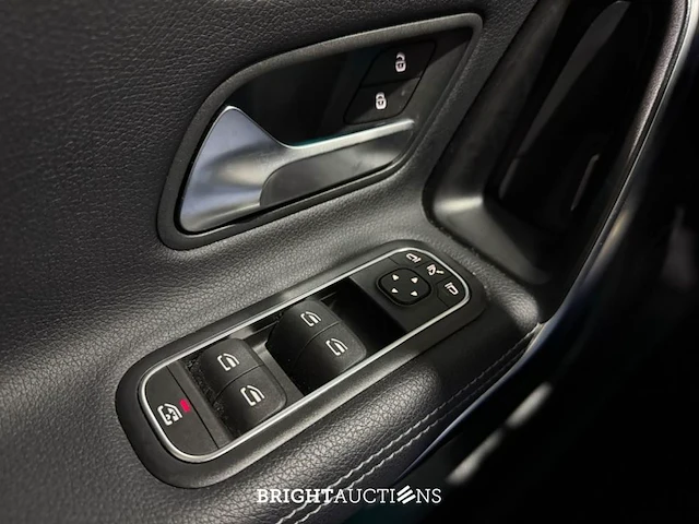 Mercedes-benz cla250 e premium plus 262pk 2022 (origineel-nl) cla-klasse, r-014-kr - afbeelding 10 van  36