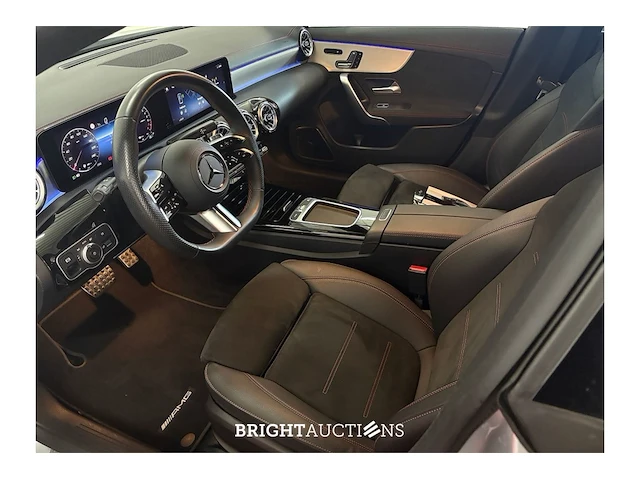 Mercedes-benz cla250 e star edition amg line 272pk 2024 (origineel-nl) cla-klasse, ggt-85-s - afbeelding 39 van  40