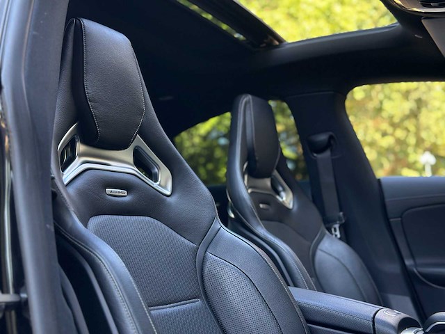 Mercedes-benz cla45s 4matic+ premium plus cla-klasse 421pk 2020, nl-kenteken - afbeelding 13 van  18