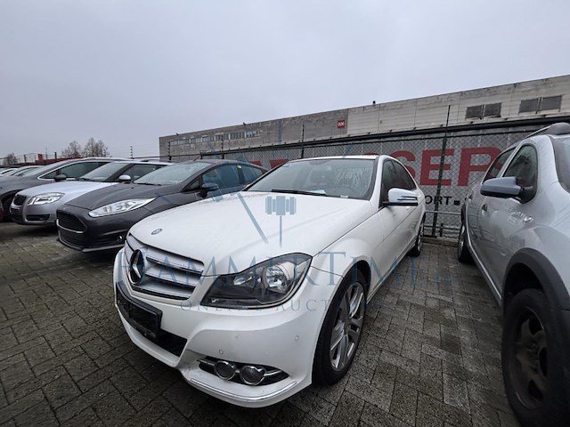 Mercedes-benz classe c (w204) c 200 cdi be avantgarde start/stop 136 at, 2013 - afbeelding 1 van  36