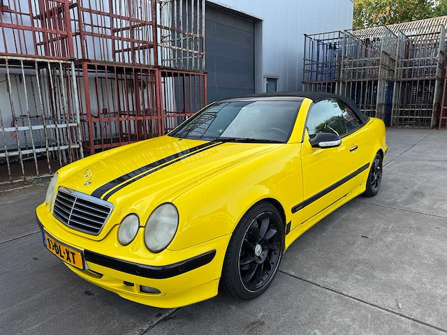 Mercedes-benz clk-klasse cabrio 200 elegance automaat 11-dl-xt - afbeelding 1 van  14