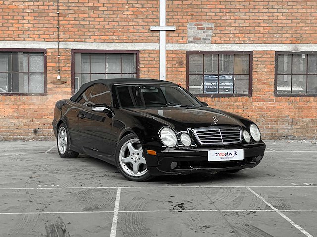 Mercedes-benz clk55 amg cabriolet 5.4 v8 367pk 2002 clk-klasse youngtimer - afbeelding 31 van  34