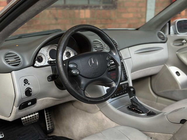 Mercedes-benz clk55 amg v8 2004 clk-klasse -youngtimer- - afbeelding 9 van  40